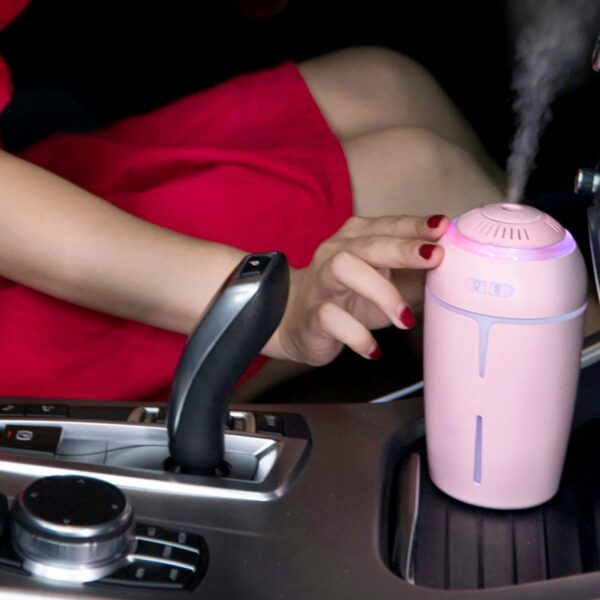 Revolving Scenic Lantern Air Humidifier With Colorful Light 300ml Air Purifier - Multi